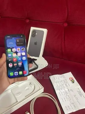 Apple iPhone 16 128GB (Used)
