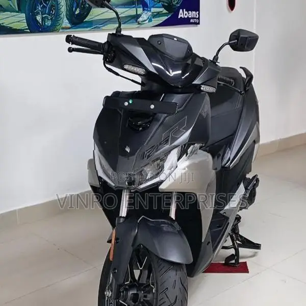 Hero XOOM 125R 2026