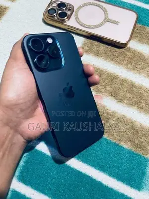 Apple iPhone 15 Pro (Used)