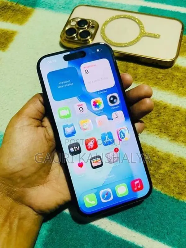 Apple iPhone 15 Pro (Used)