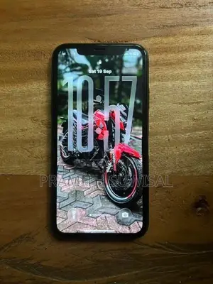 Apple iPhone 11 (Used)