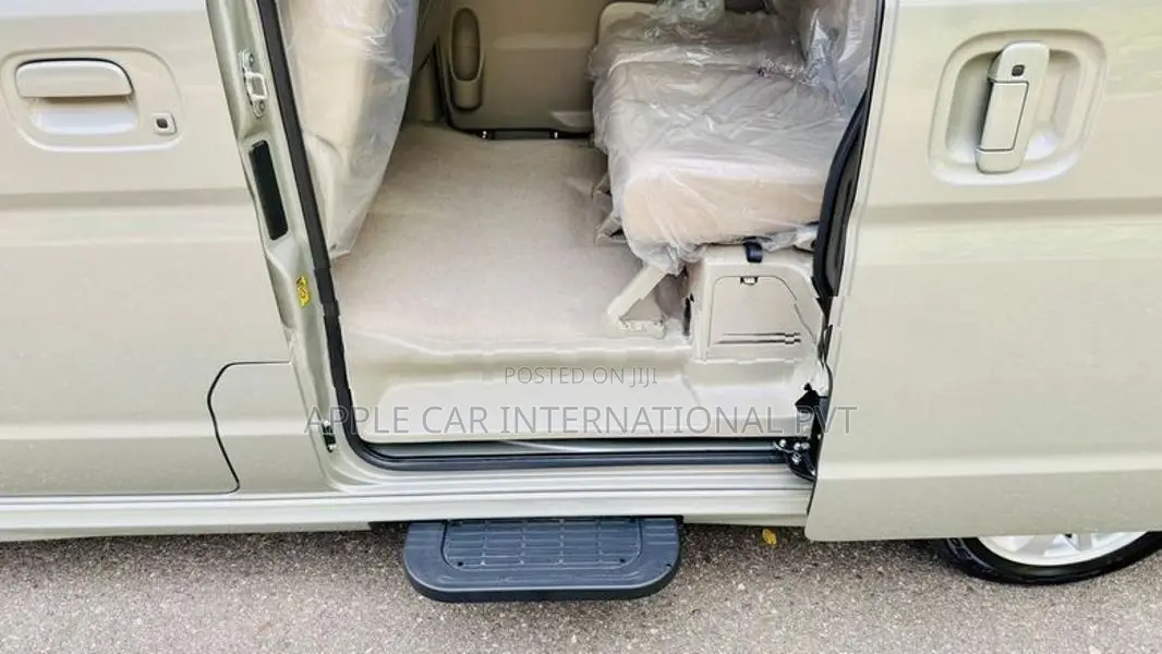Suzuki Every Wagon PZ Turbo 2024