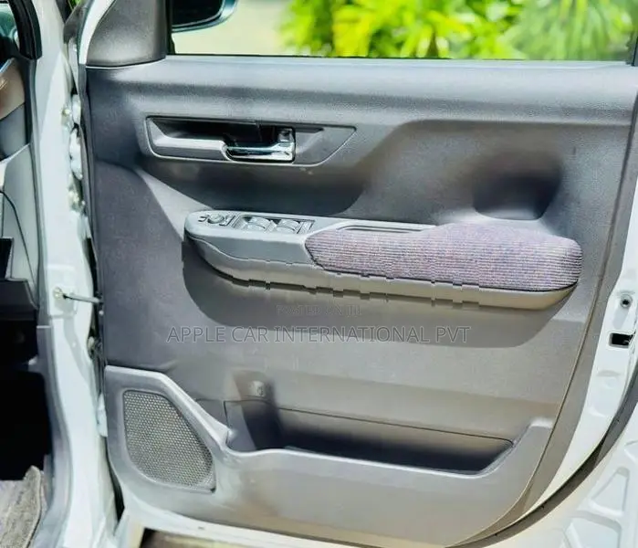 Daihatsu Move RS Premium Turbo 2025