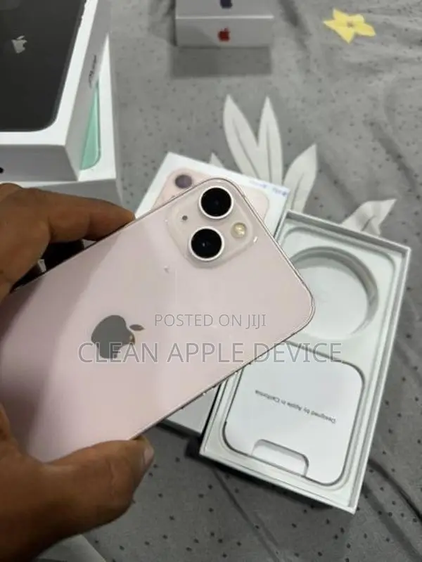 Apple iPhone 13 256GB Full Set (Used)