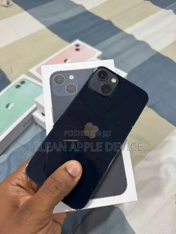 Apple iPhone 13 256GB Full Set (Used)
