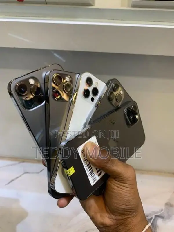 Apple iPhone 12 Pro (Used)