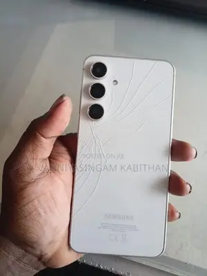 Samsung Galaxy S24 FE (Used)