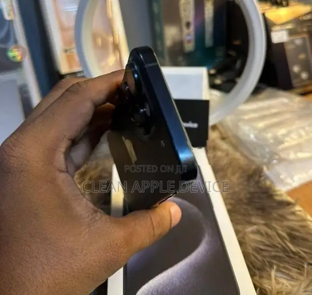 Apple iPhone 15 Pro 256GB (Used)