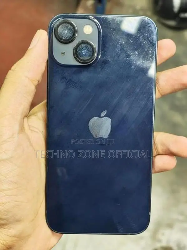 Apple iPhone 13 (Used)