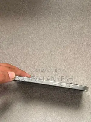Apple iPhone 15 Pro (Used)