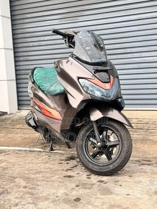 Suzuki Burgman 125 2026