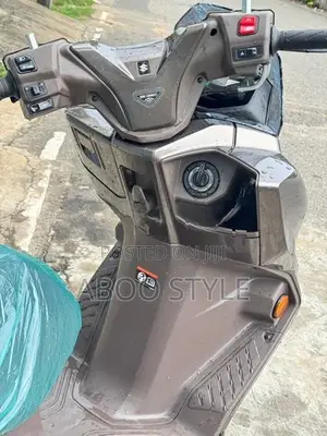 Suzuki Burgman 125 2026