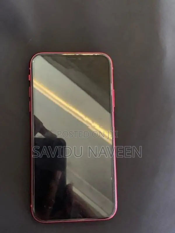Apple iPhone 11 (Used)