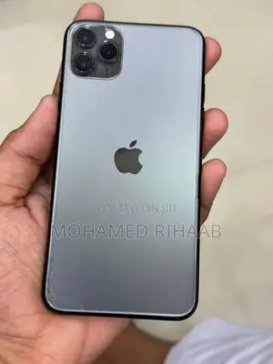 Apple iPhone 11 Pro Max (Used)