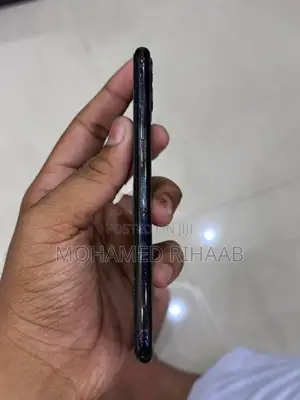 Apple iPhone 11 Pro Max (Used)