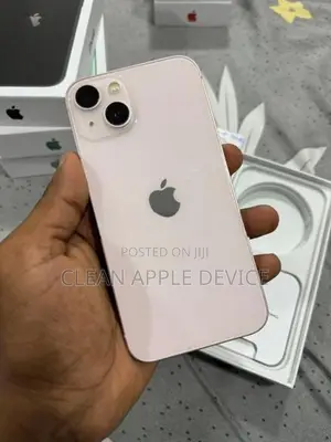 Apple iPhone 13 128GB (Used)