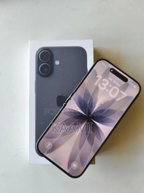 Apple iPhone 17 256GB SIM (Used)