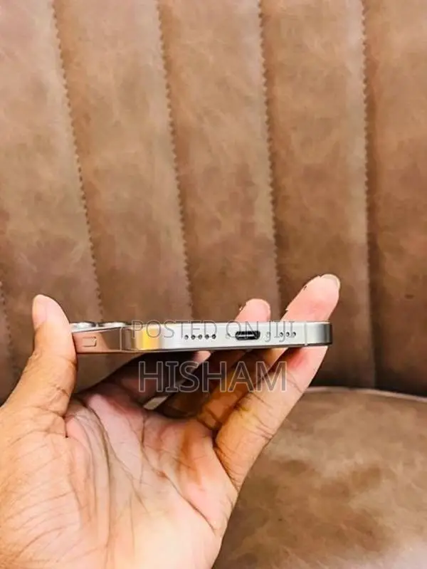 Apple iPhone 16 Pro 512GB (Used)