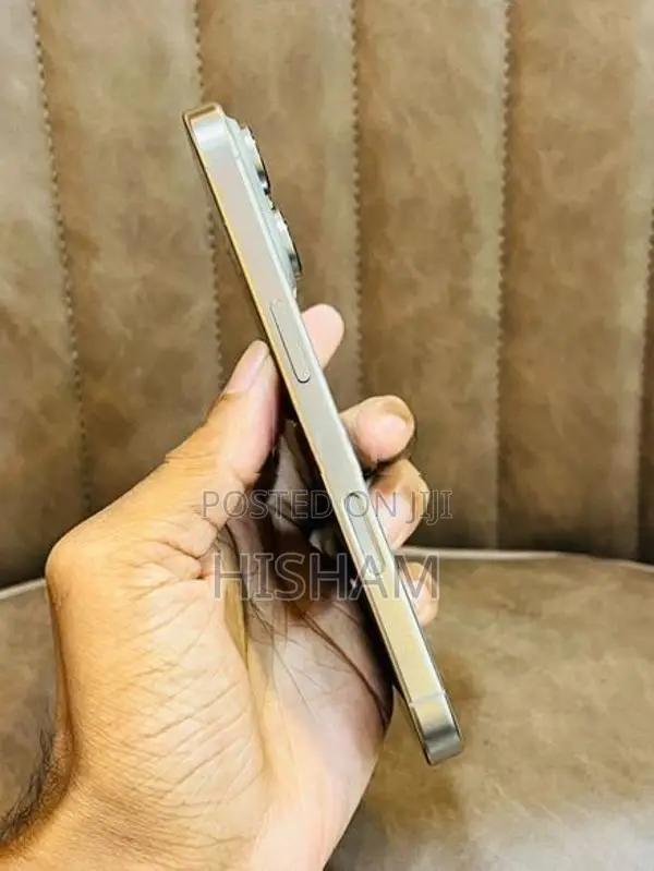 Apple iPhone 16 Pro 512GB (Used)
