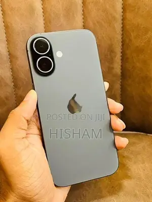 Apple iPhone 17 256GB (Used)