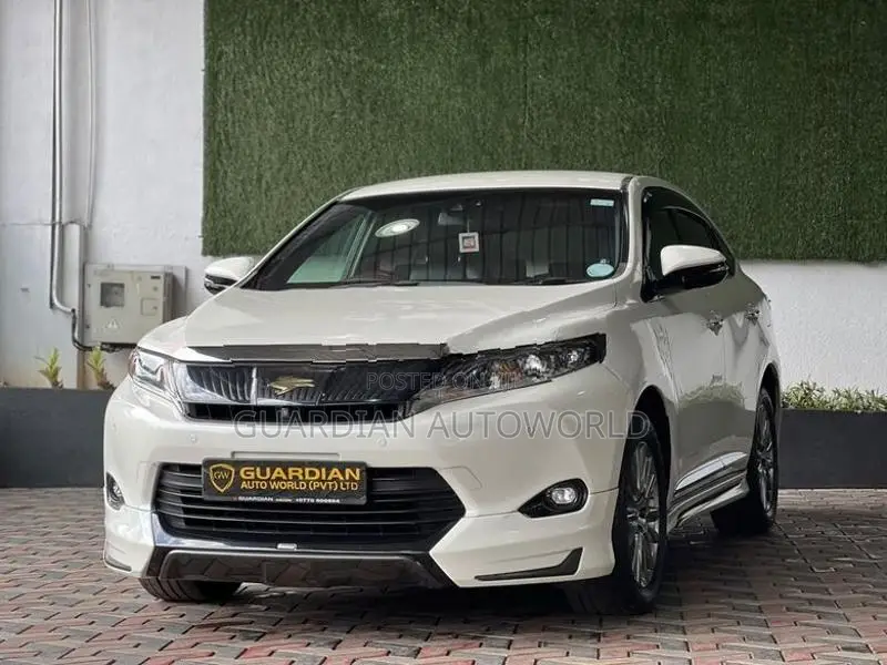 Toyota Harrier 2014