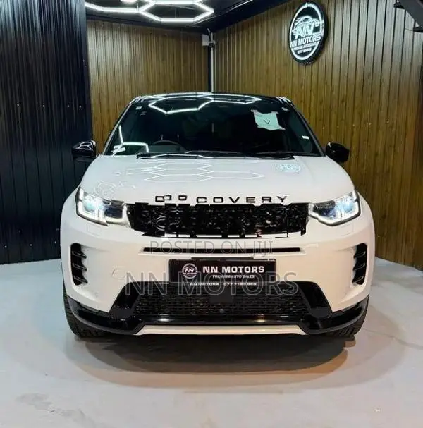 Land Rover Discovery Sport 2024