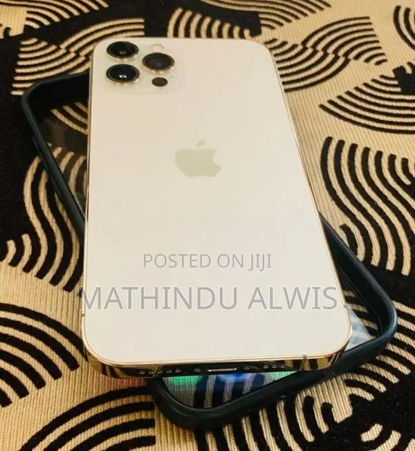 Apple iPhone 12 Pro (Used)