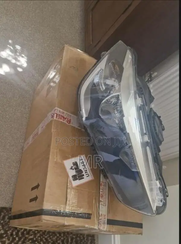 BMW X1 F48 front Right Driver Side Headlight Headlamp