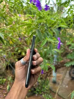 Apple iPhone 11 Pro Max (Used)