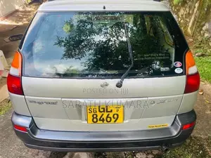 Nissan Wingroad 1998