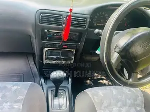 Nissan Wingroad 1998