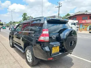 Toyota Land Cruiser Prado 150 DIESEL MAN 2011