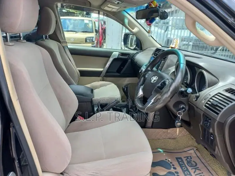 Toyota Land Cruiser Prado 150 DIESEL MAN 2011