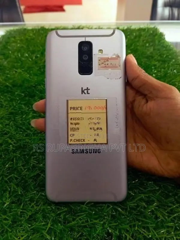 Samsung Jean 3GB 32GB (Used)
