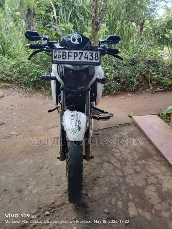 TVS Apache 2017