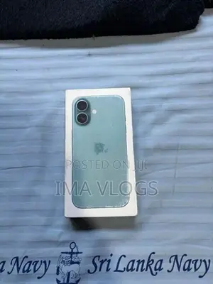Apple iPhone 16 (Used)