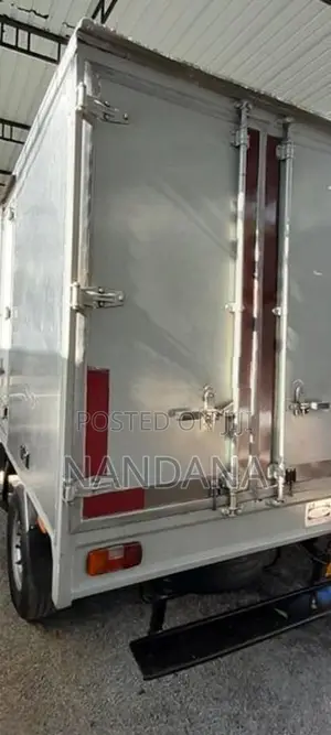 Mahindra Bolero Body
