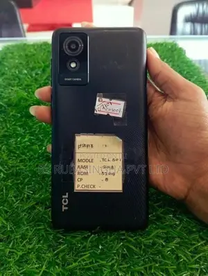 TCL 501 2GB, 32GB (Used)
