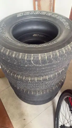 265/70R/16 Bridgestone Dueler H/T Tires