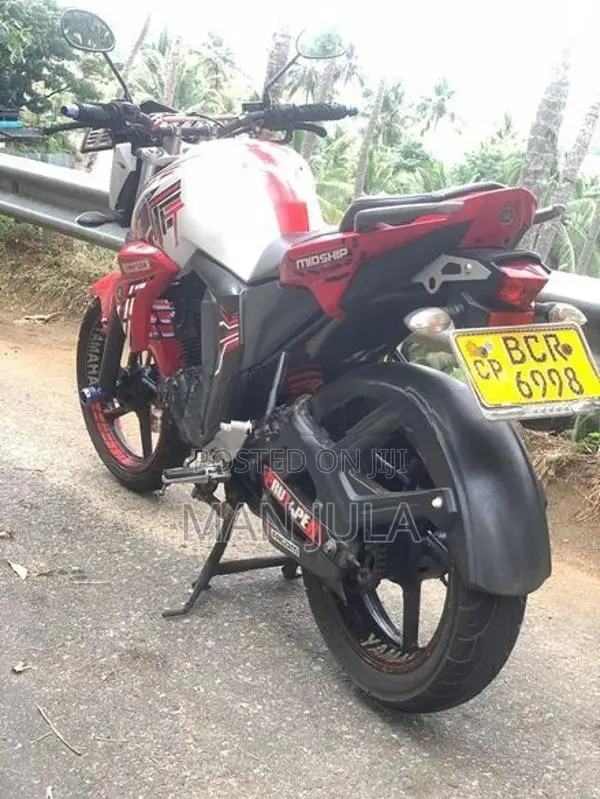 Yamaha FZs V2 2015