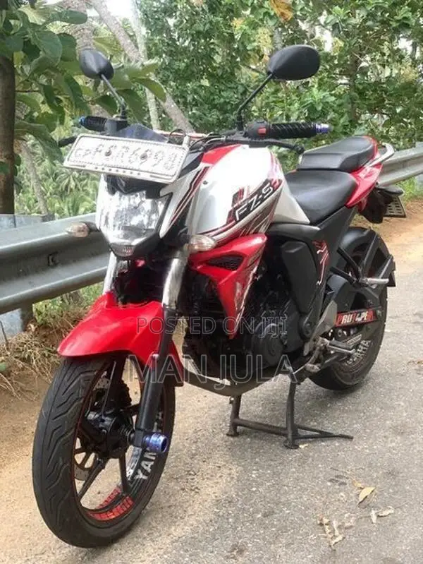 Yamaha FZs V2 2015
