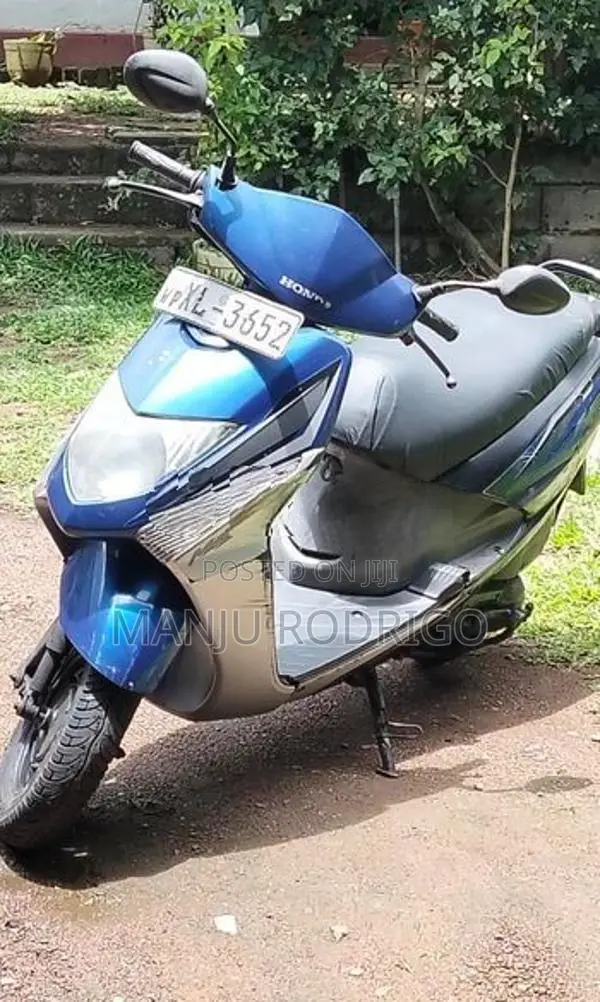 Honda Dio 2012