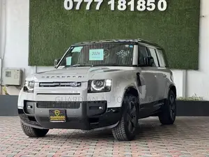 Land Rover Defender XE Dynamic 2026