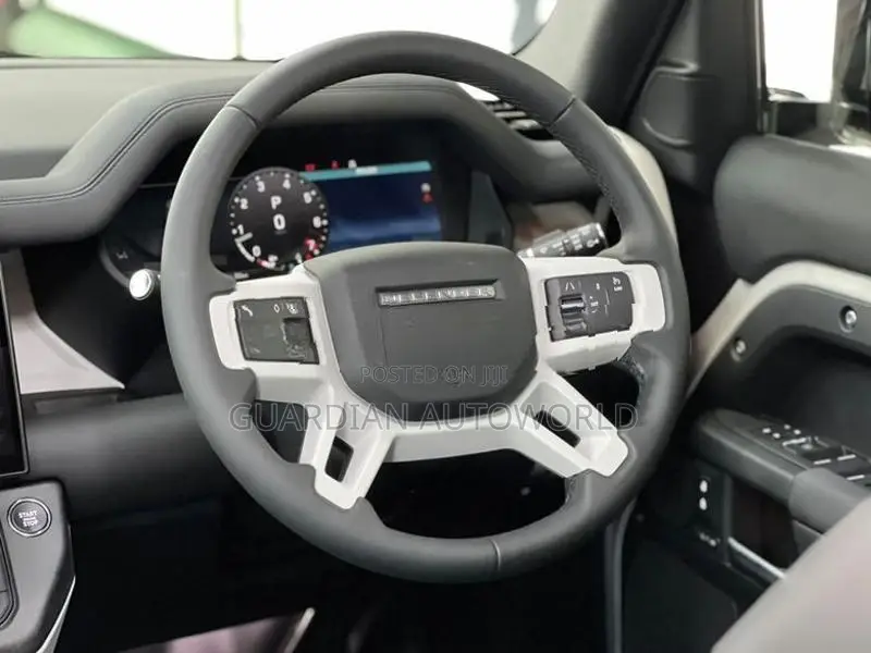 Land Rover Defender XE Dynamic 2026