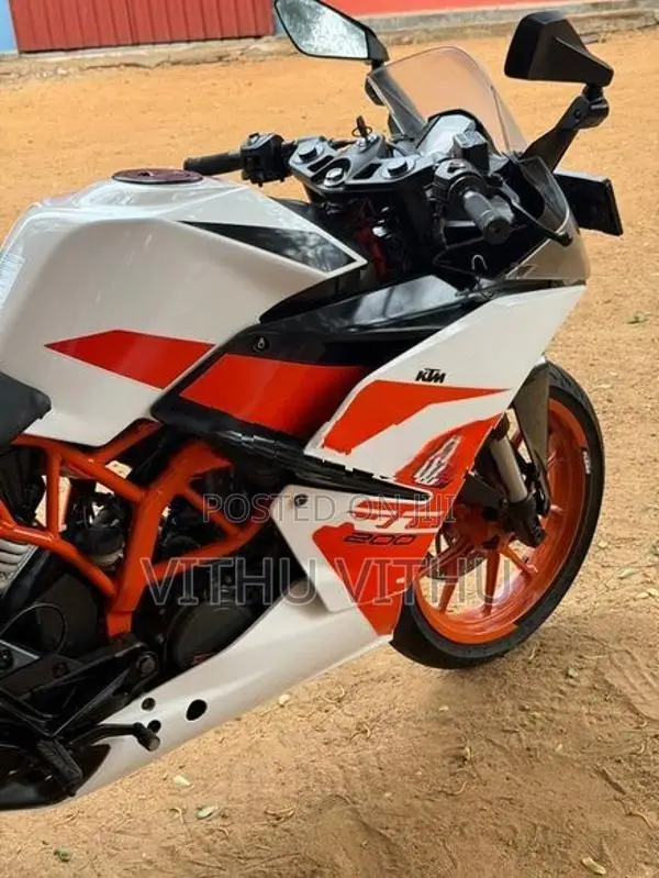 KTM RC 200 2019