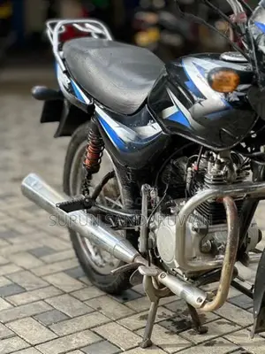 Bajaj CT100 2013