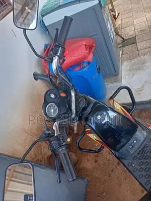 TVS XL 100 2025