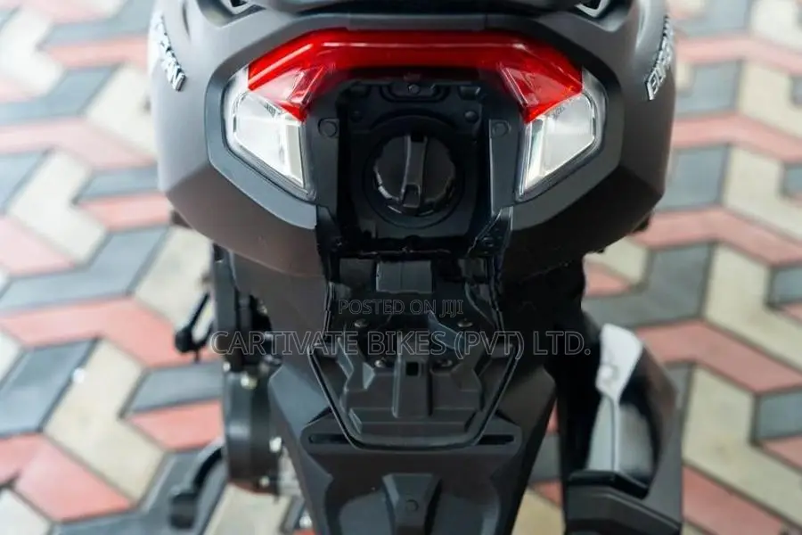 Suzuki Burgman 125 2026