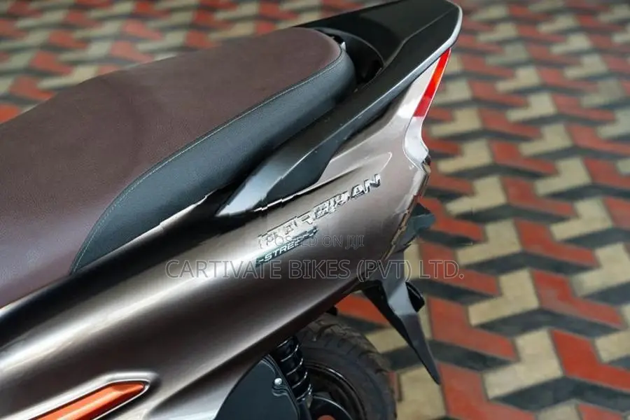 Suzuki Burgman 125 TFT 2026