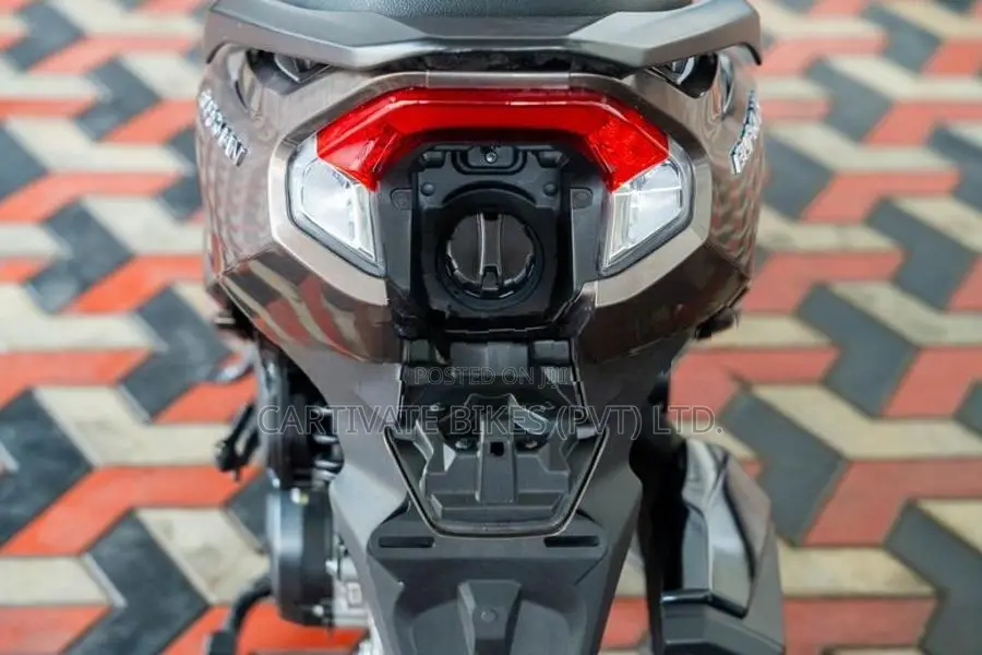 Suzuki Burgman 125 TFT 2026